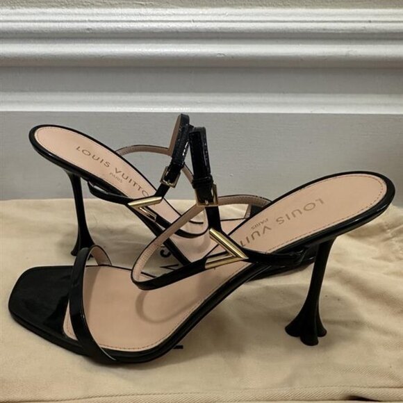 Louis Vuitton Blossom Sandal in Black - Picture 5 of 5